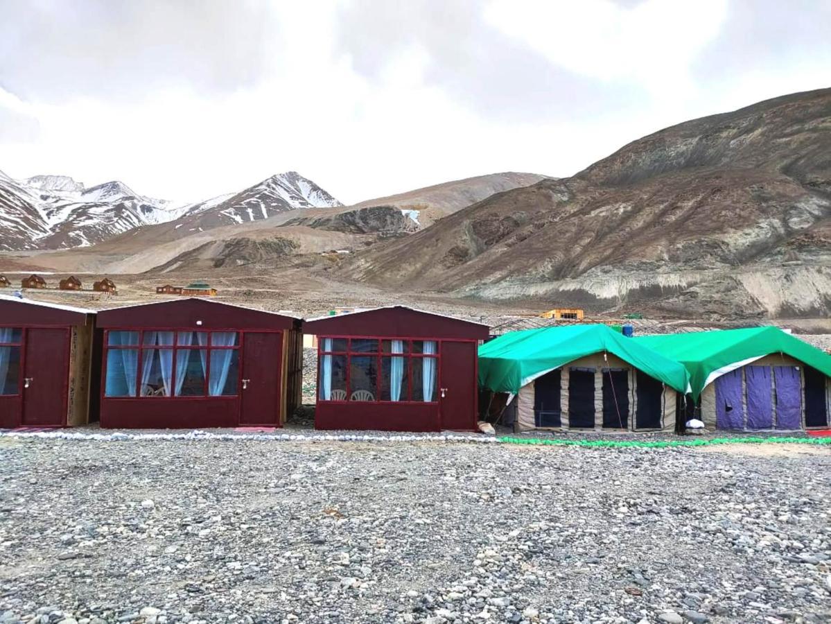 Pangong Delight Camps And Cottages Spangmik Exterior photo