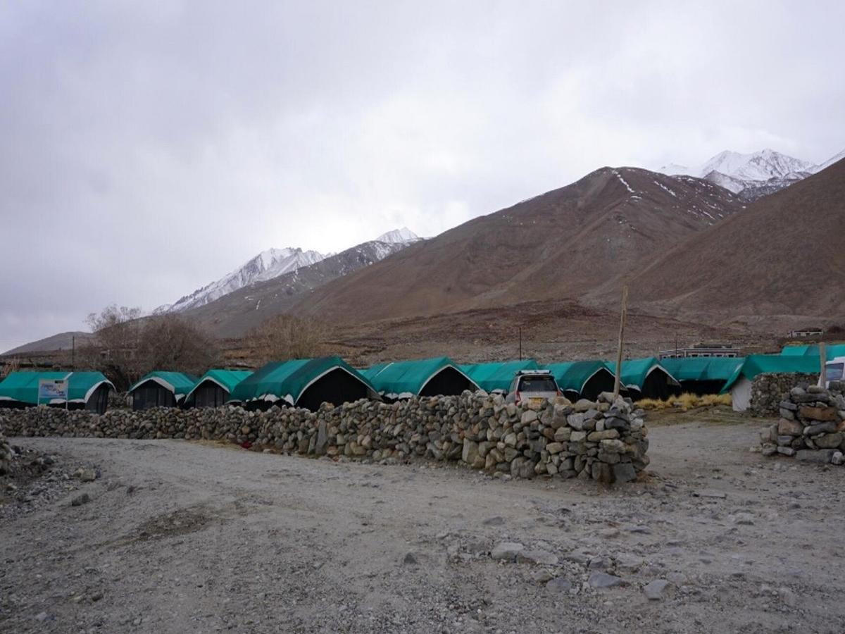 Pangong Delight Camps And Cottages Spangmik Exterior photo